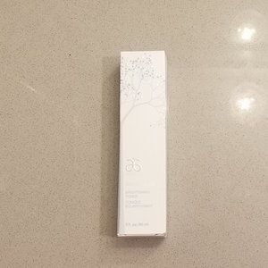 Arbonne re9 Advanced Brightening Toner